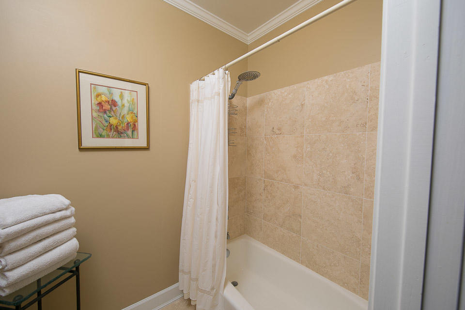 ONE WATER PLACE - Residential