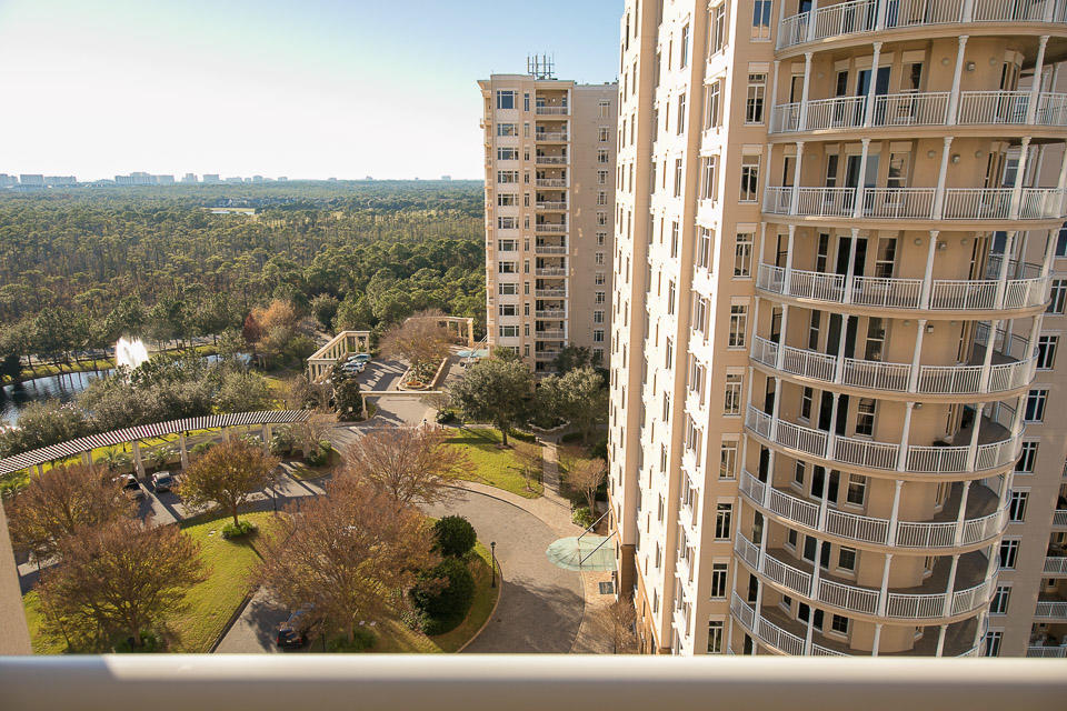 ONE WATER PLACE - Residential