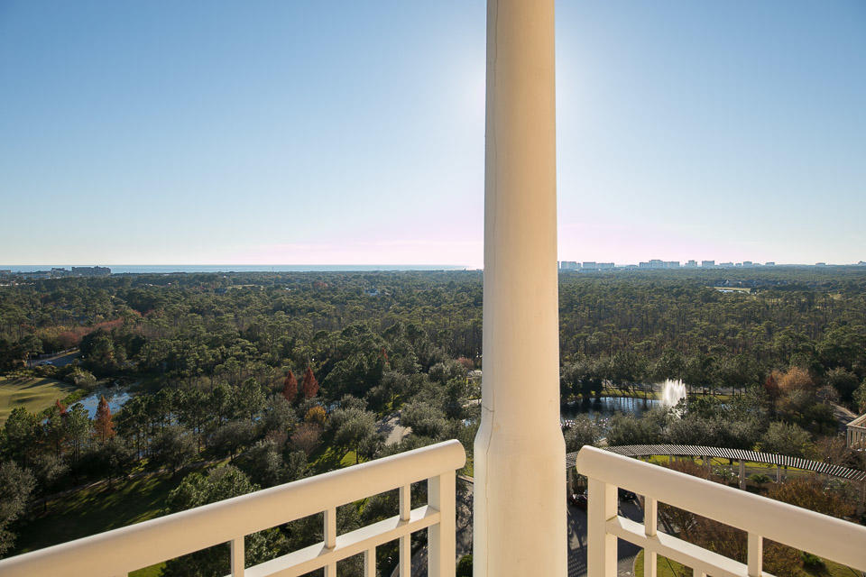 ONE WATER PLACE - Residential