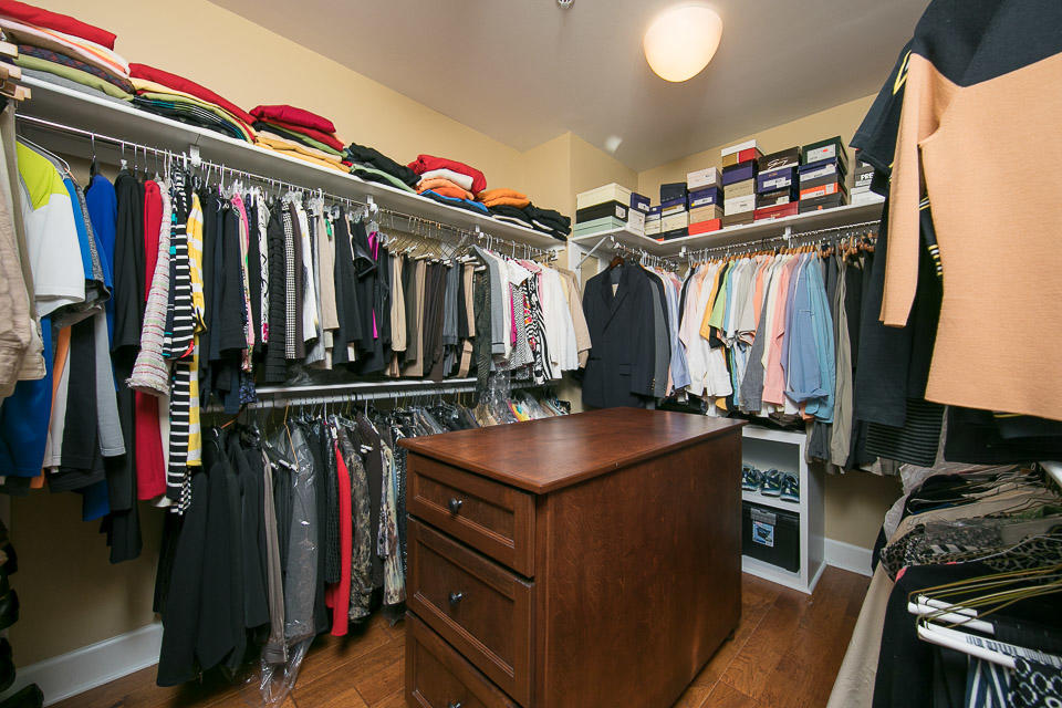 ONE WATER PLACE - Residential