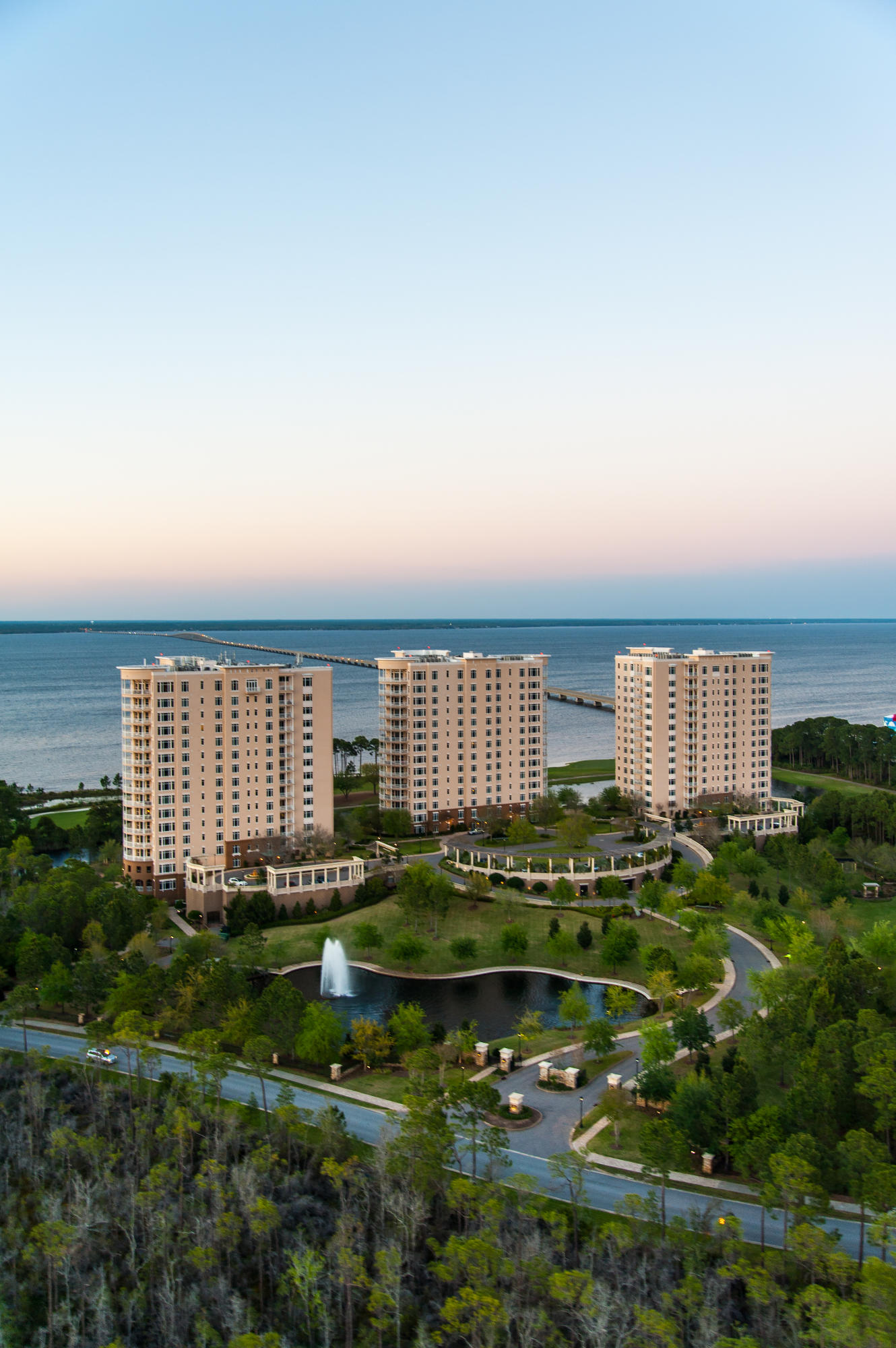 ONE WATER PLACE - Residential