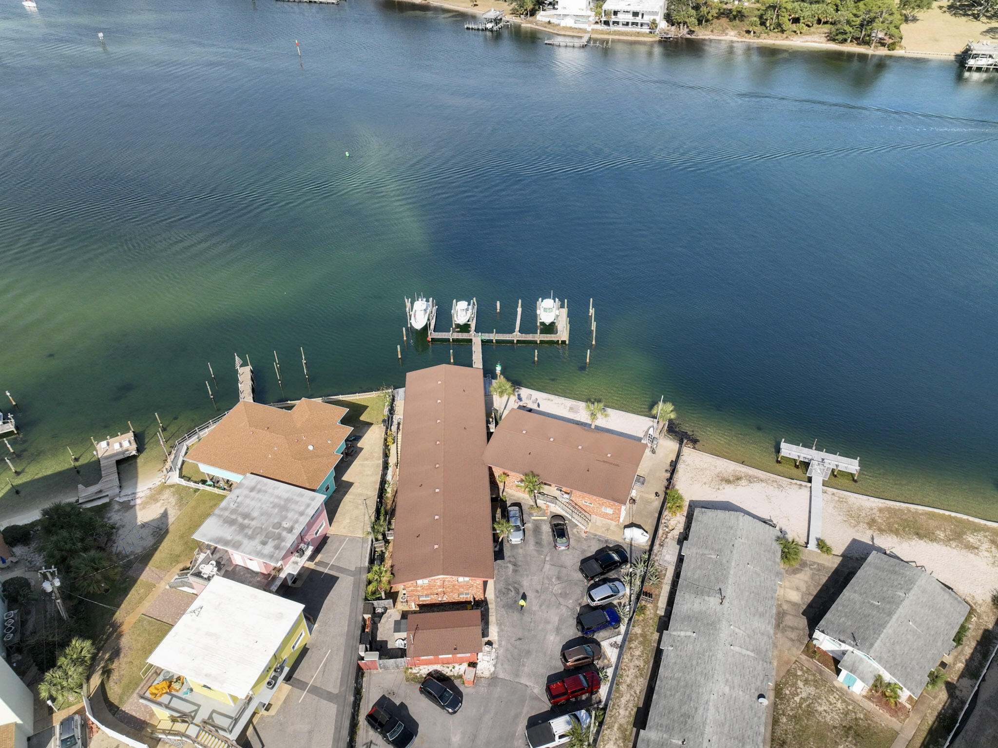 WATERWAY CONDO - Residential