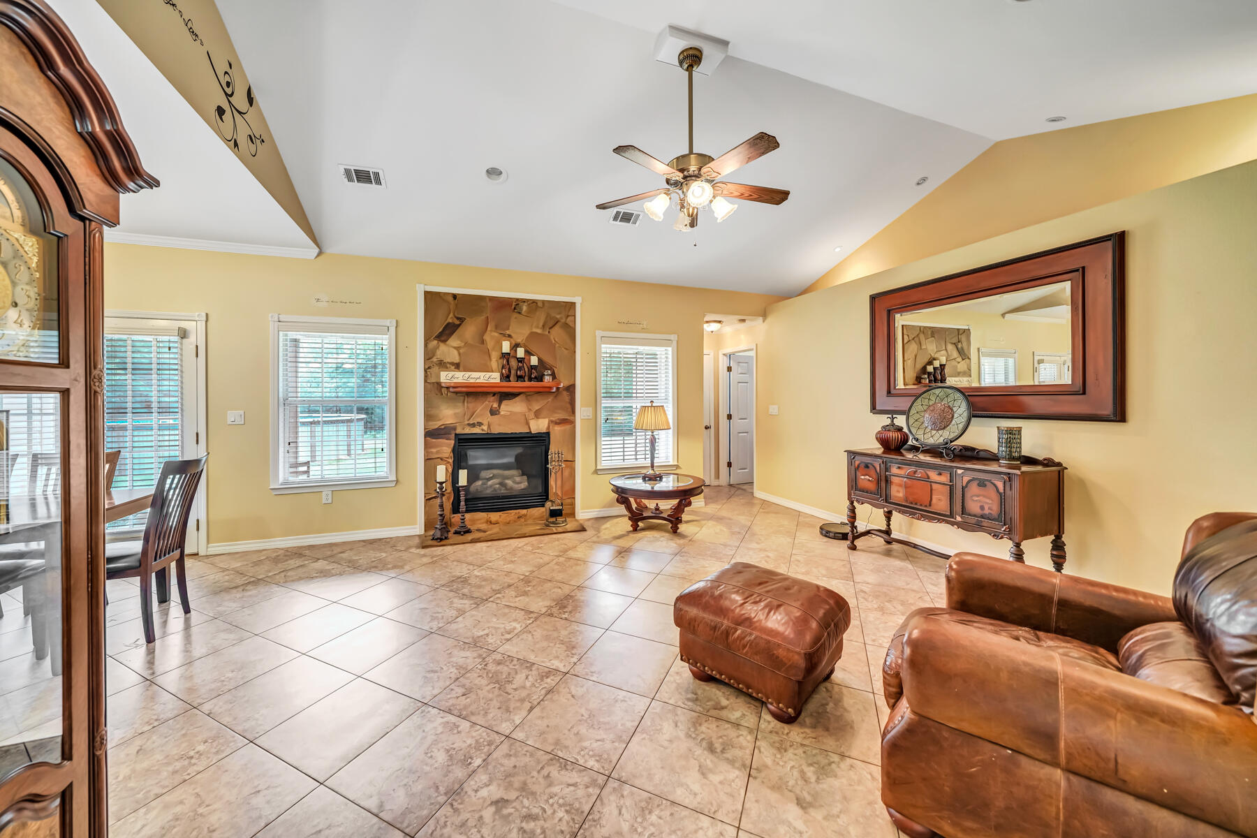 OAKWOOD HILLS - Residential