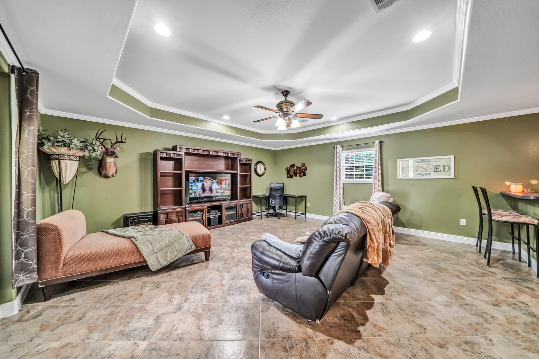 OAKWOOD HILLS - Residential