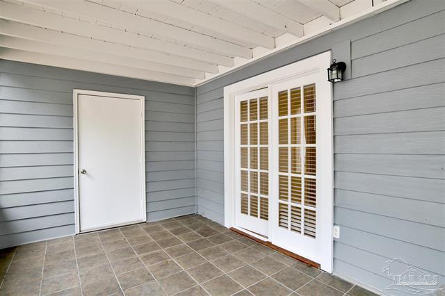 LA CHATEAU CONDO - Residential