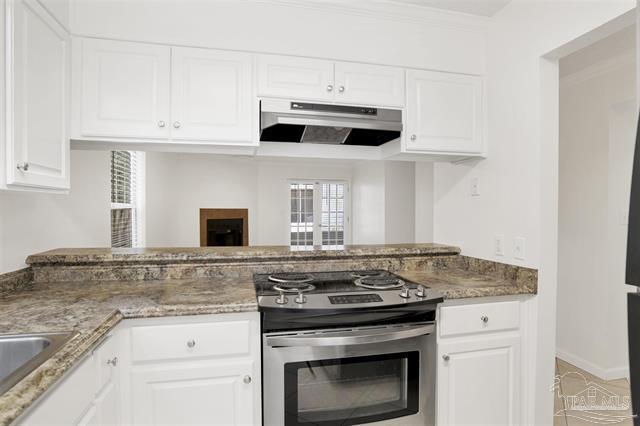 LA CHATEAU CONDO - Residential