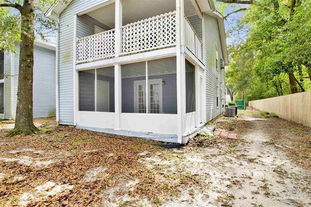 LA CHATEAU CONDO - Residential