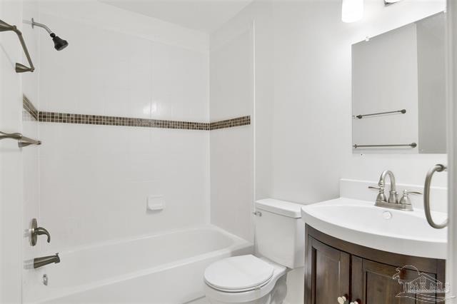 LA CHATEAU CONDO - Residential