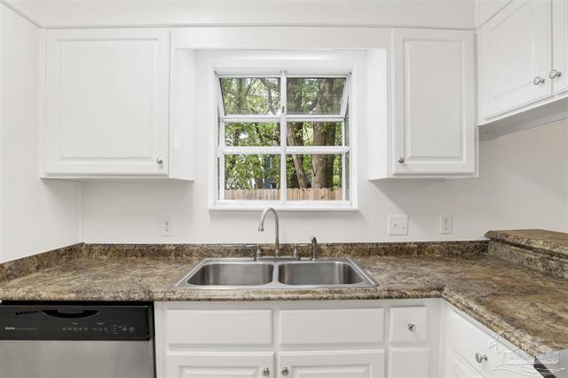 LA CHATEAU CONDO - Residential