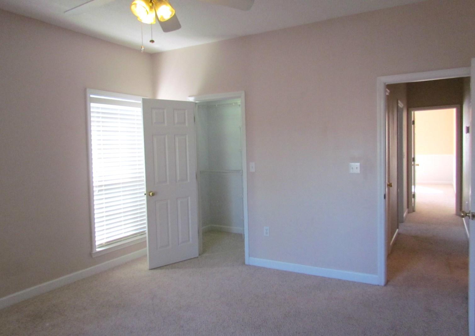 METES & BOUNDS - Residential Lease