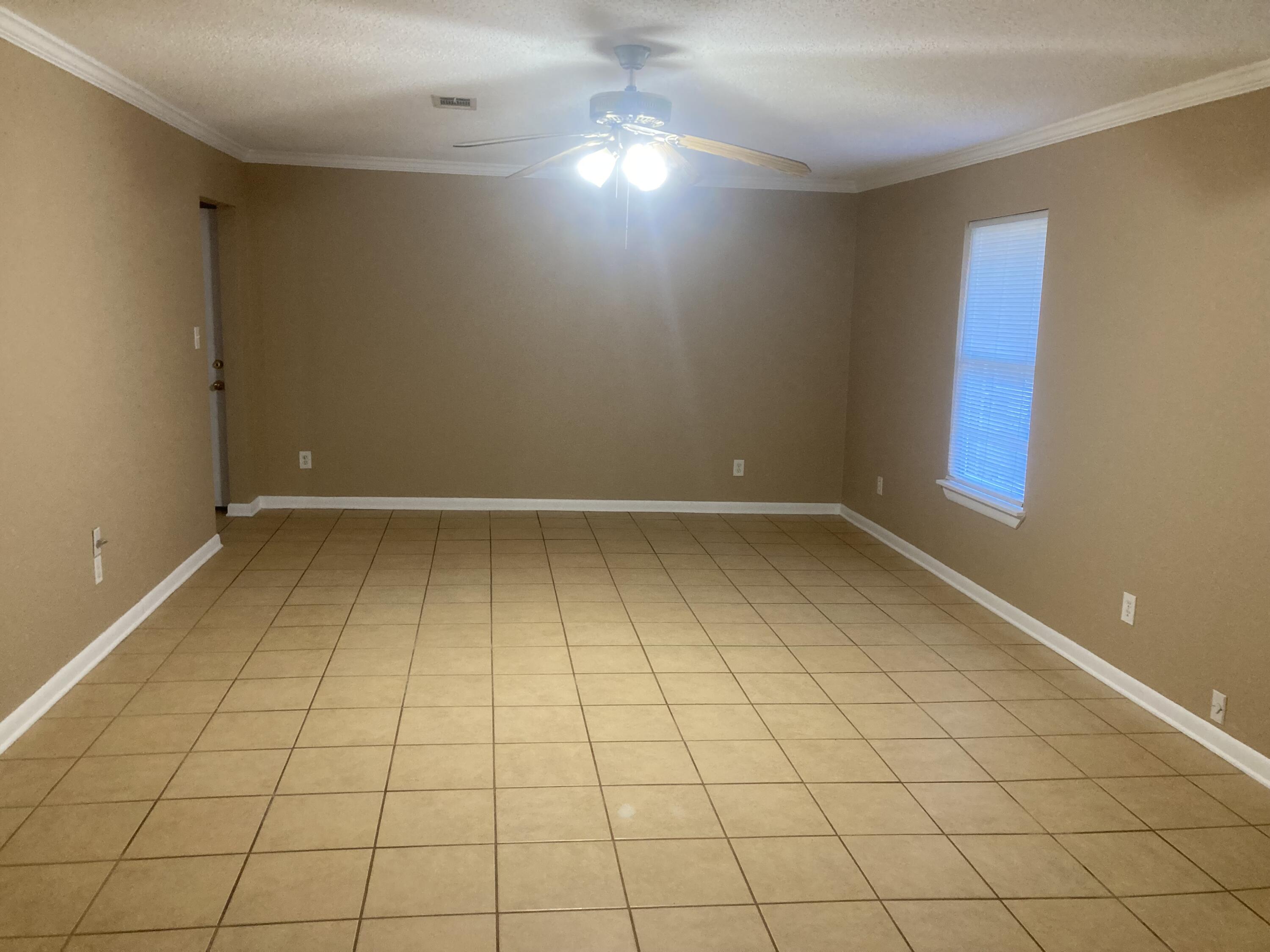 METES & BOUNDS - Residential Lease