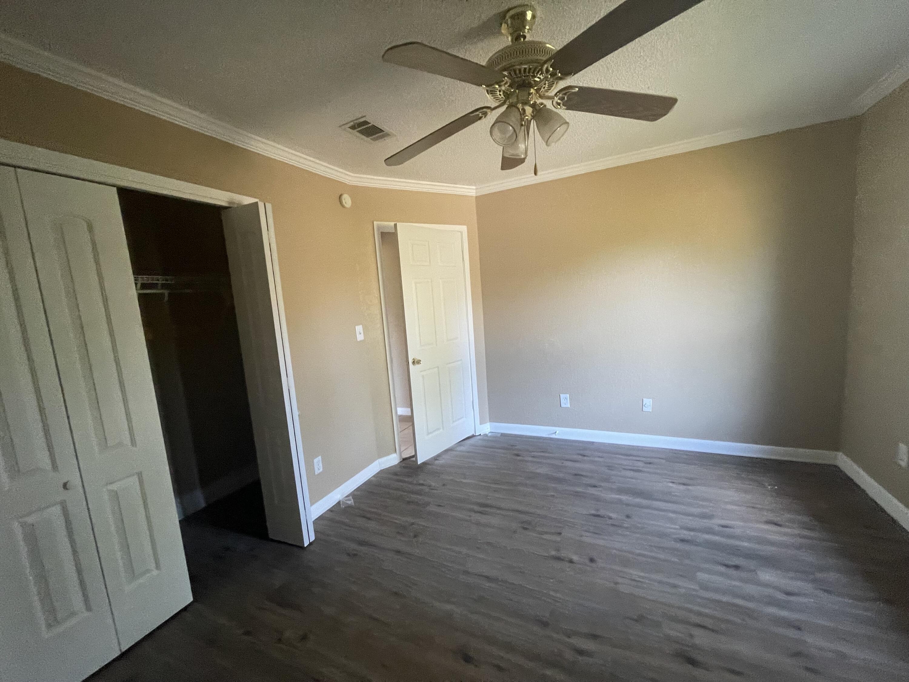 METES & BOUNDS - Residential Lease