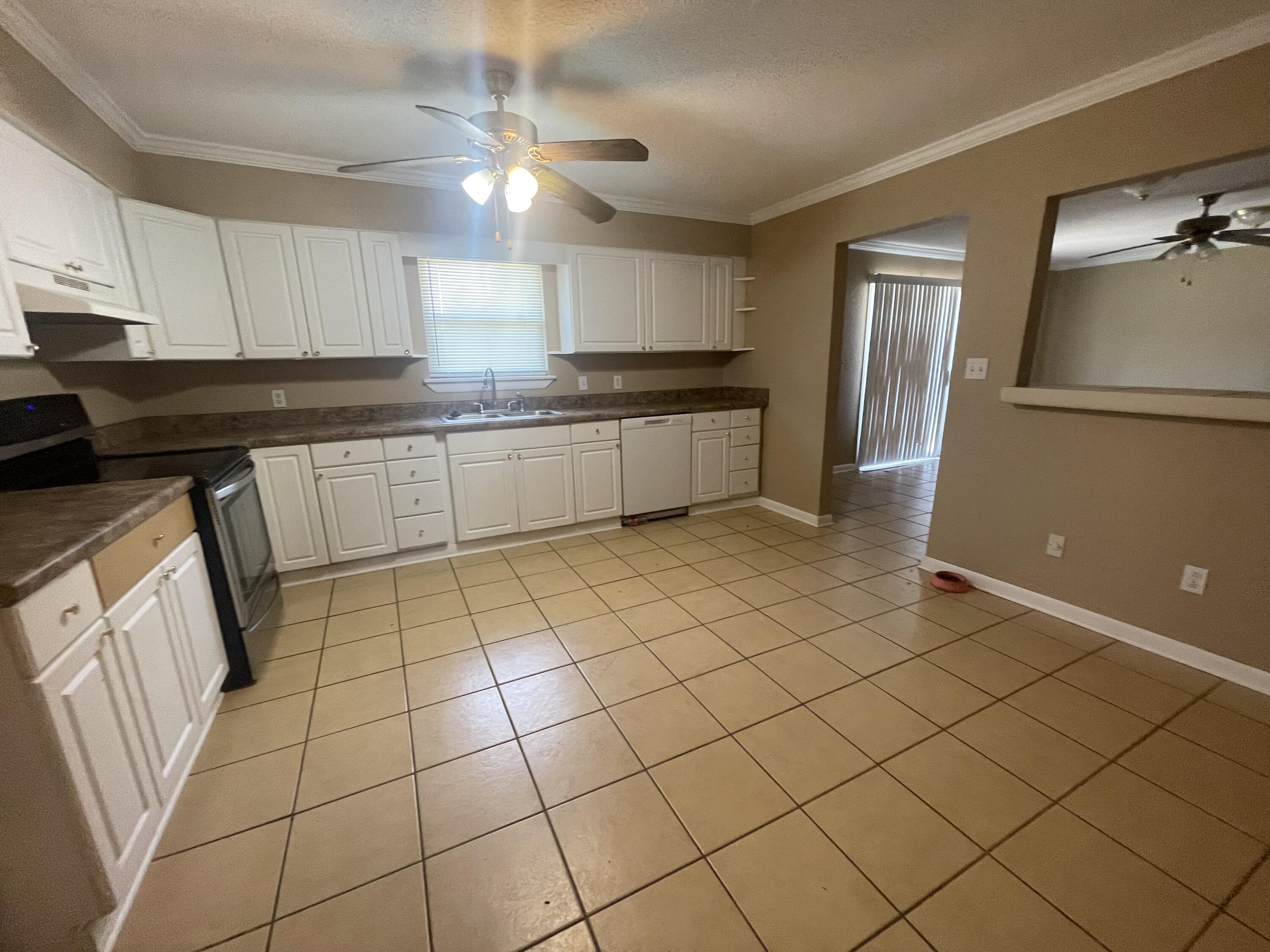 METES & BOUNDS - Residential Lease