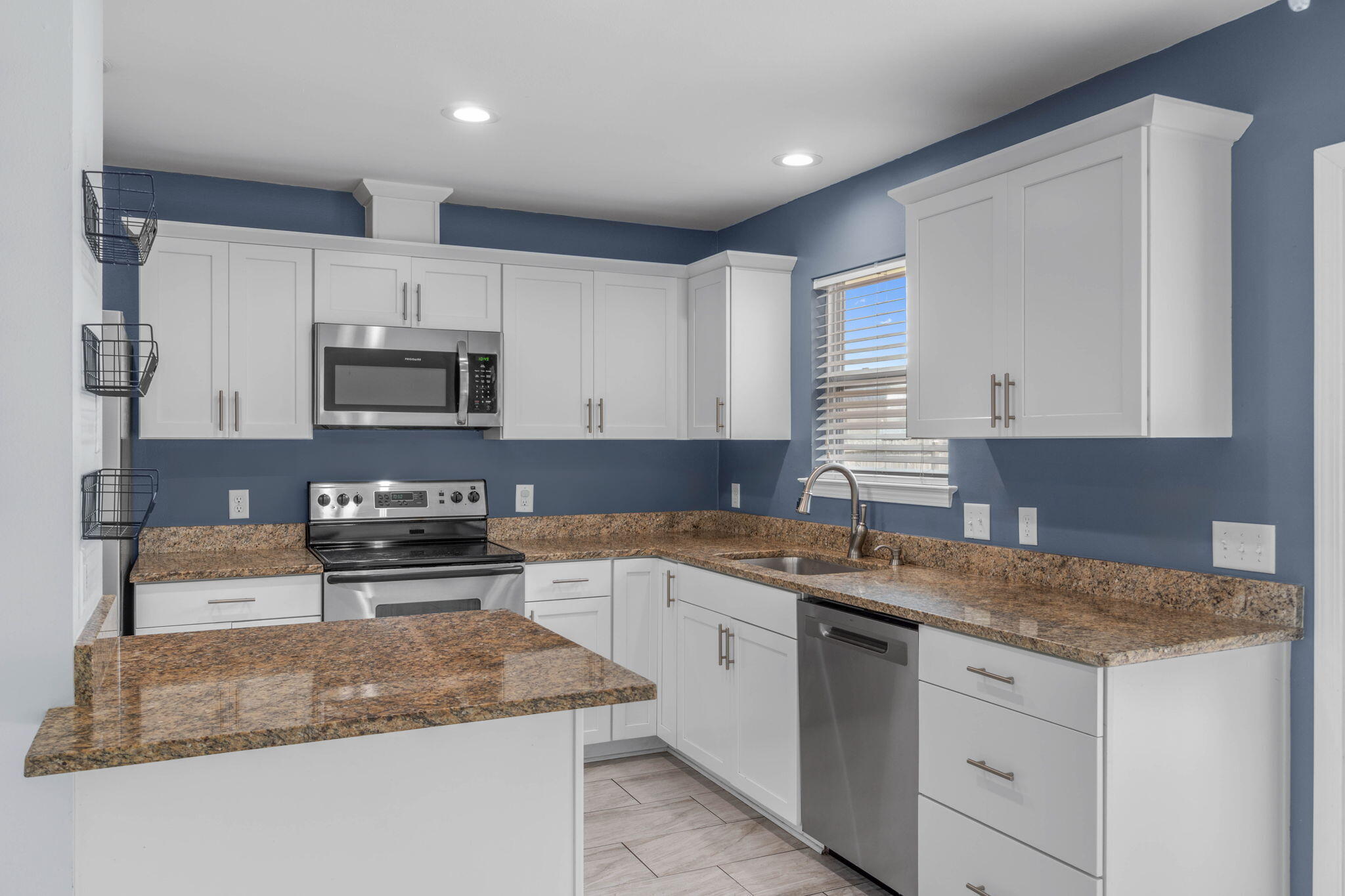 VIZCAYA 1ST ADDN - Residential