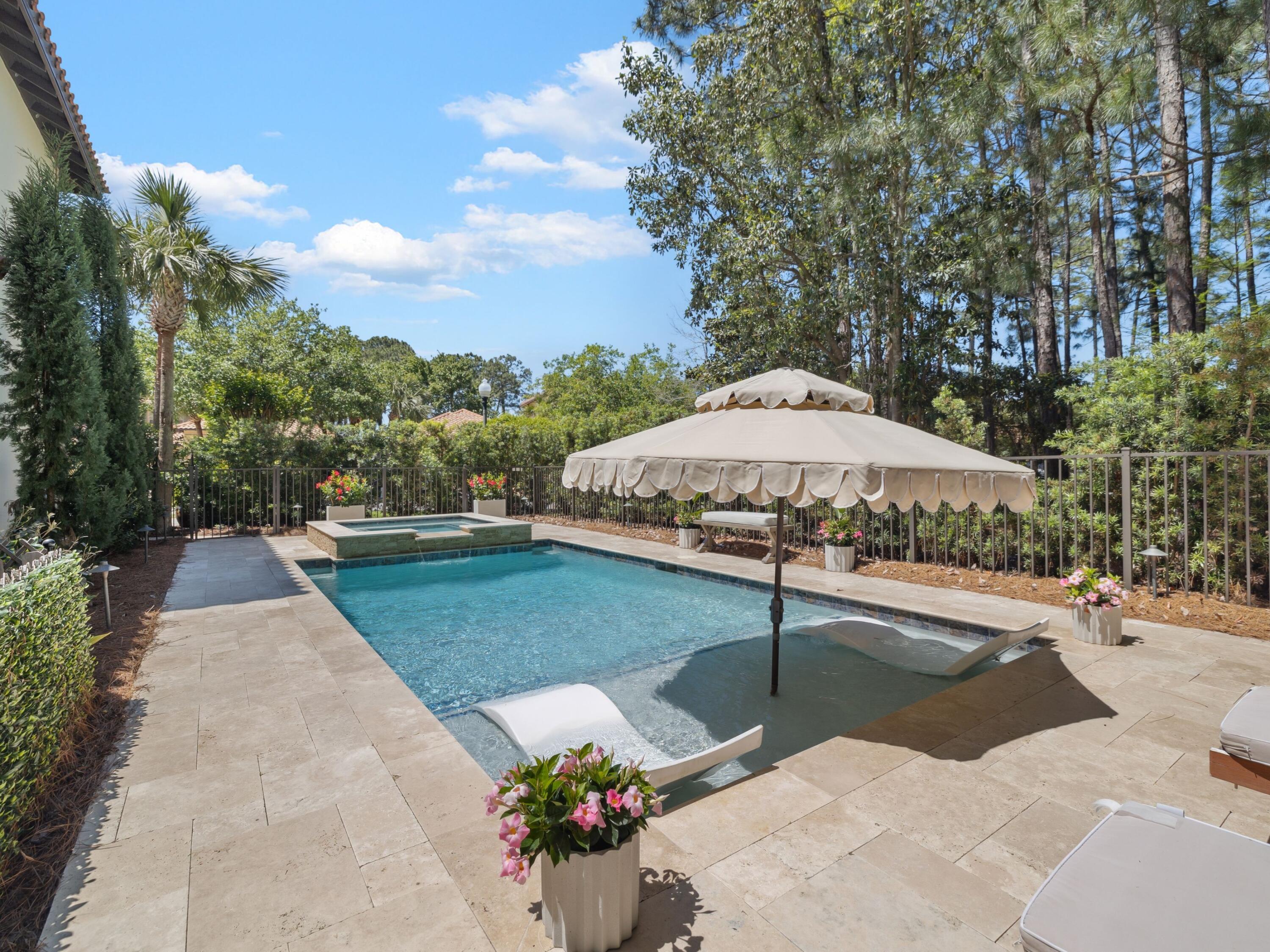VINEYARD AT RAVEN OAKS - Residential