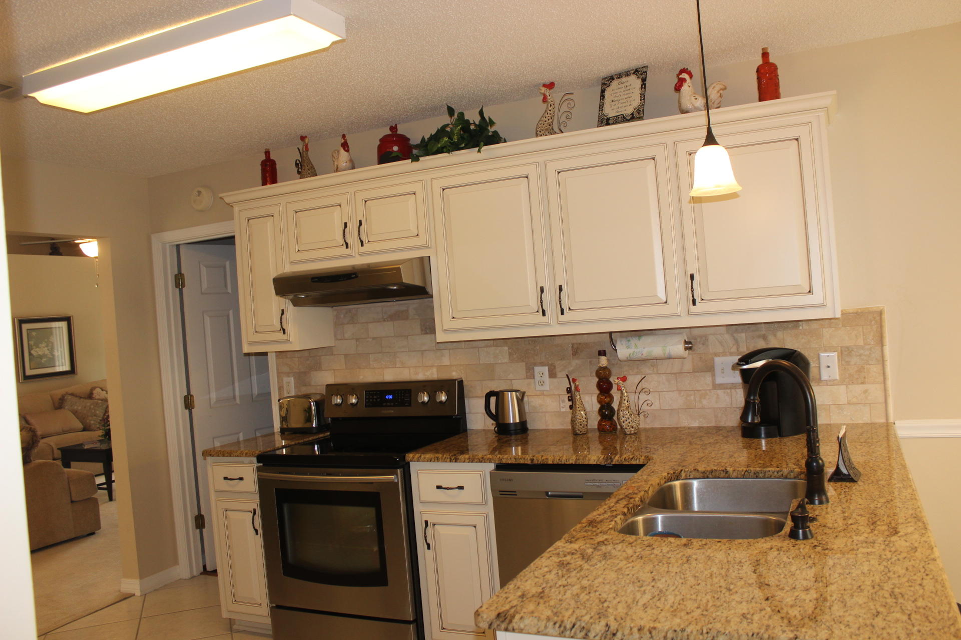 CHEROKEE BEND S/D - Residential