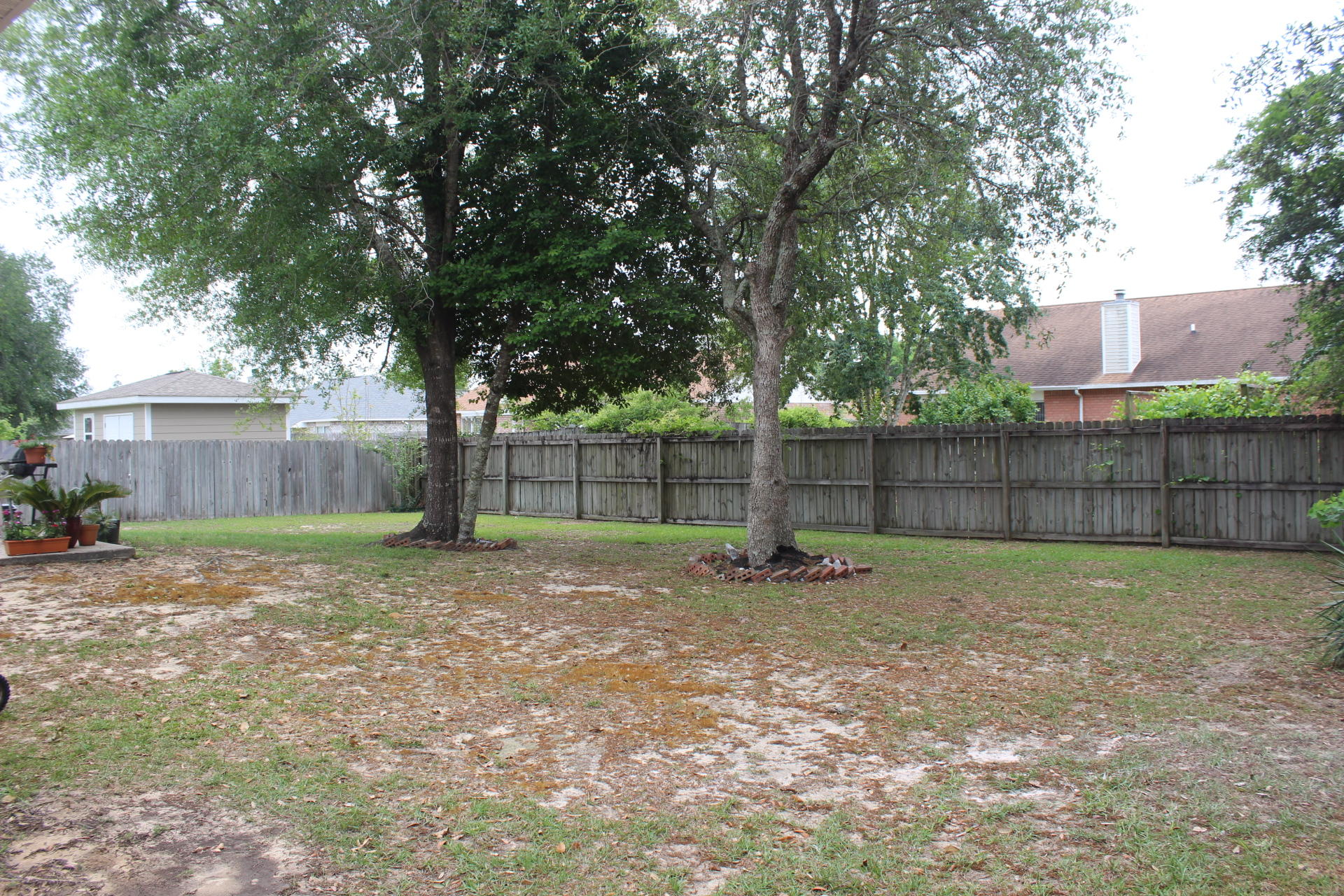 CHEROKEE BEND S/D - Residential