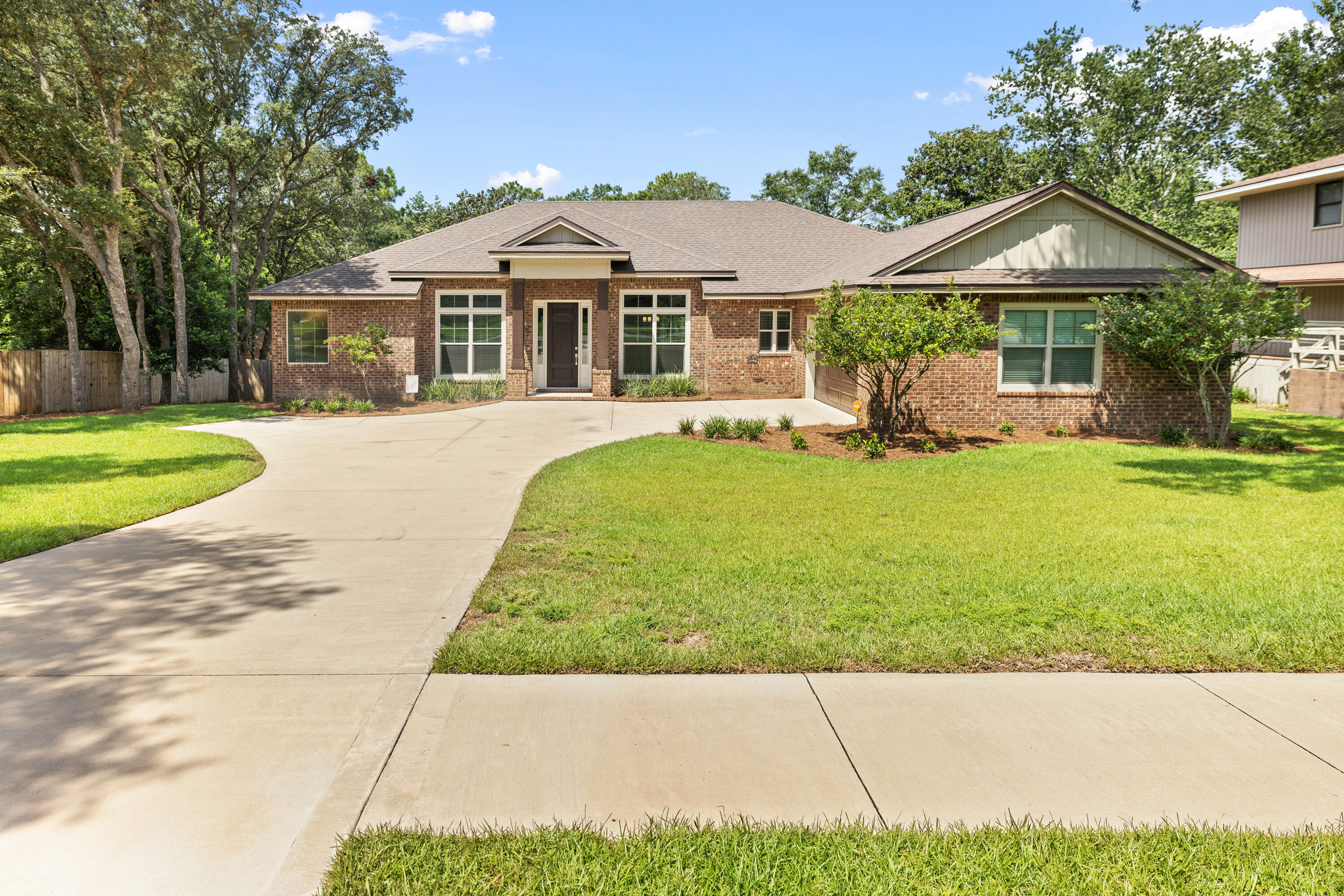 PINE LAKE S/D - Residential