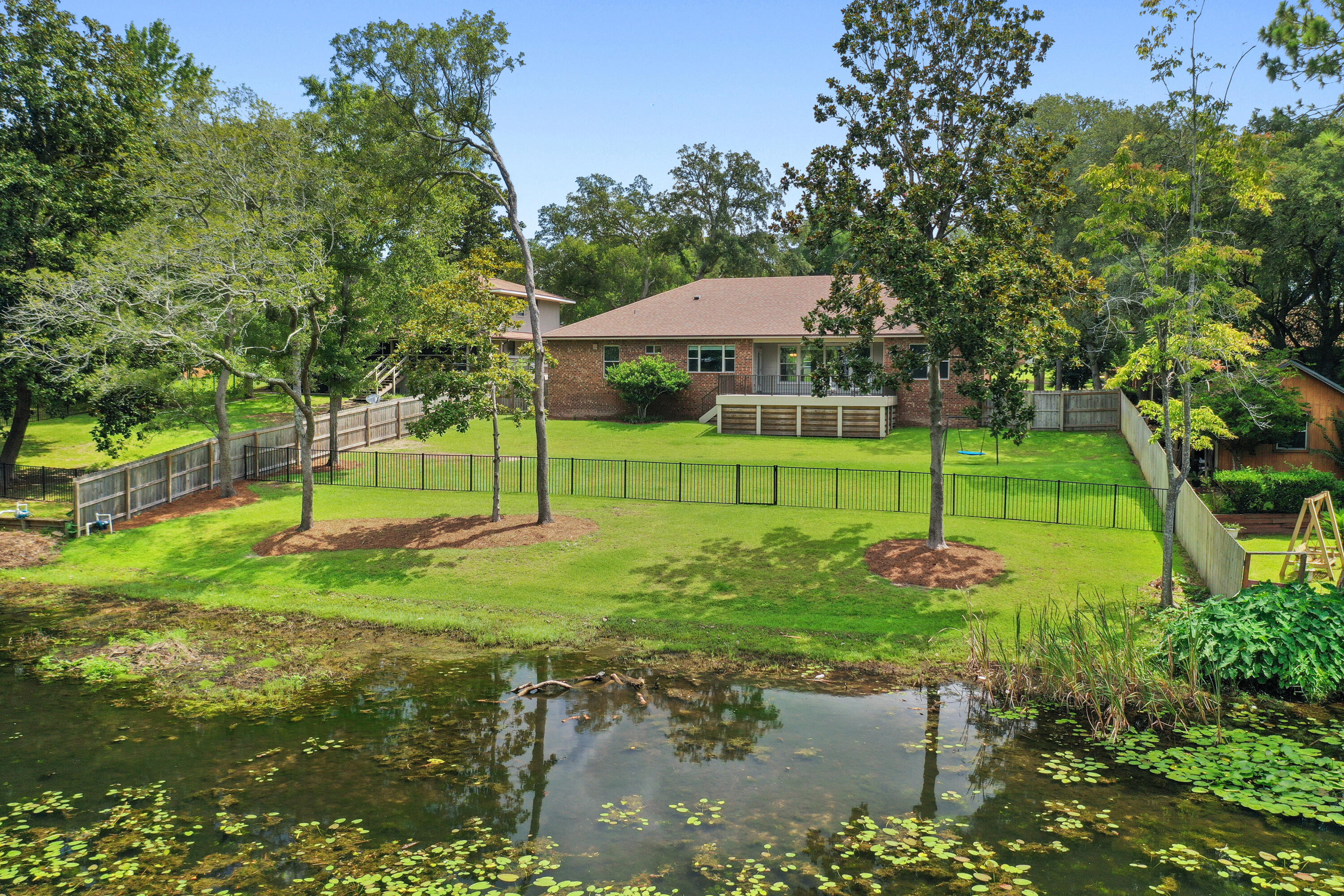 PINE LAKE S/D - Residential