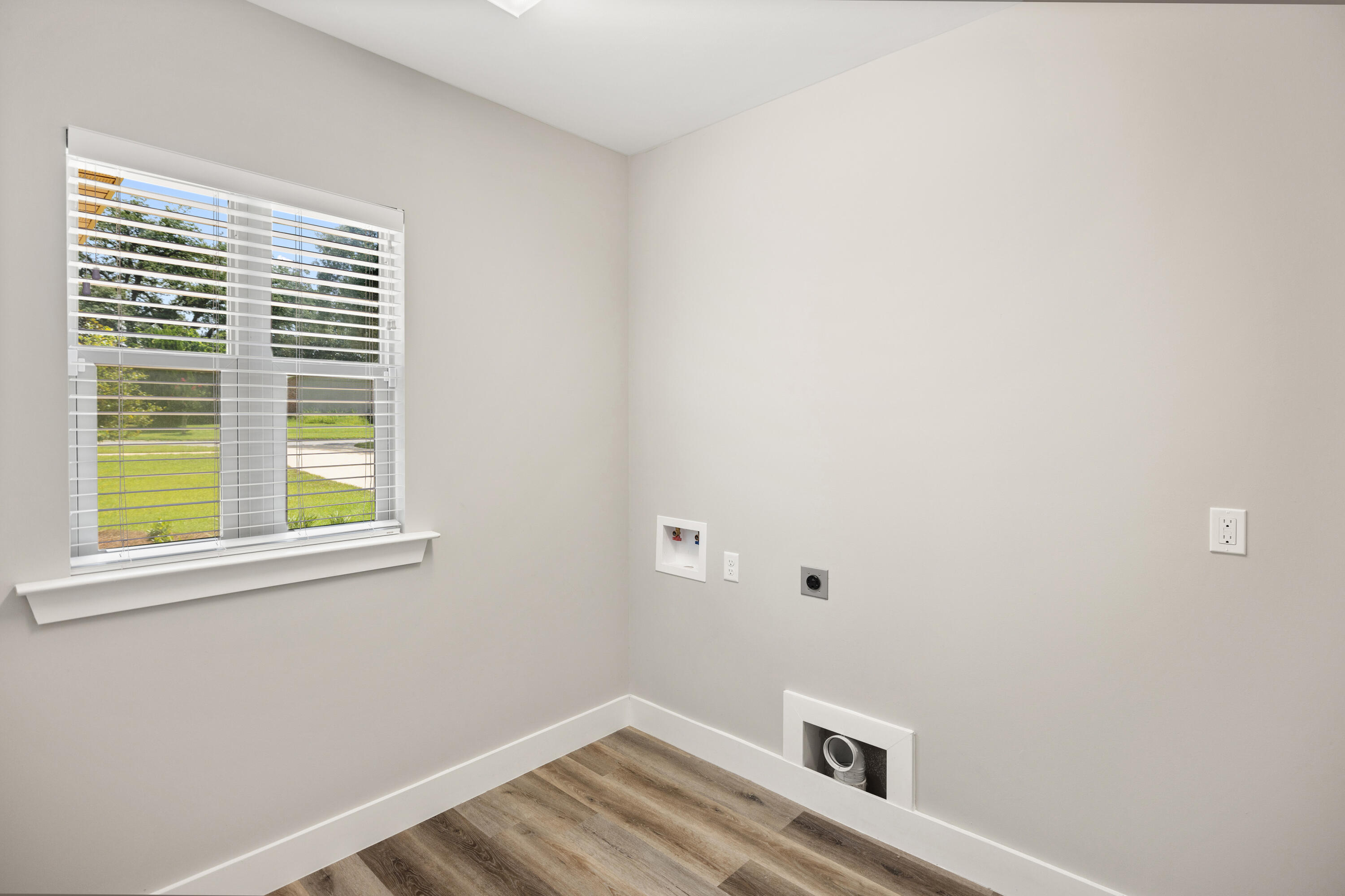 PINE LAKE S/D - Residential