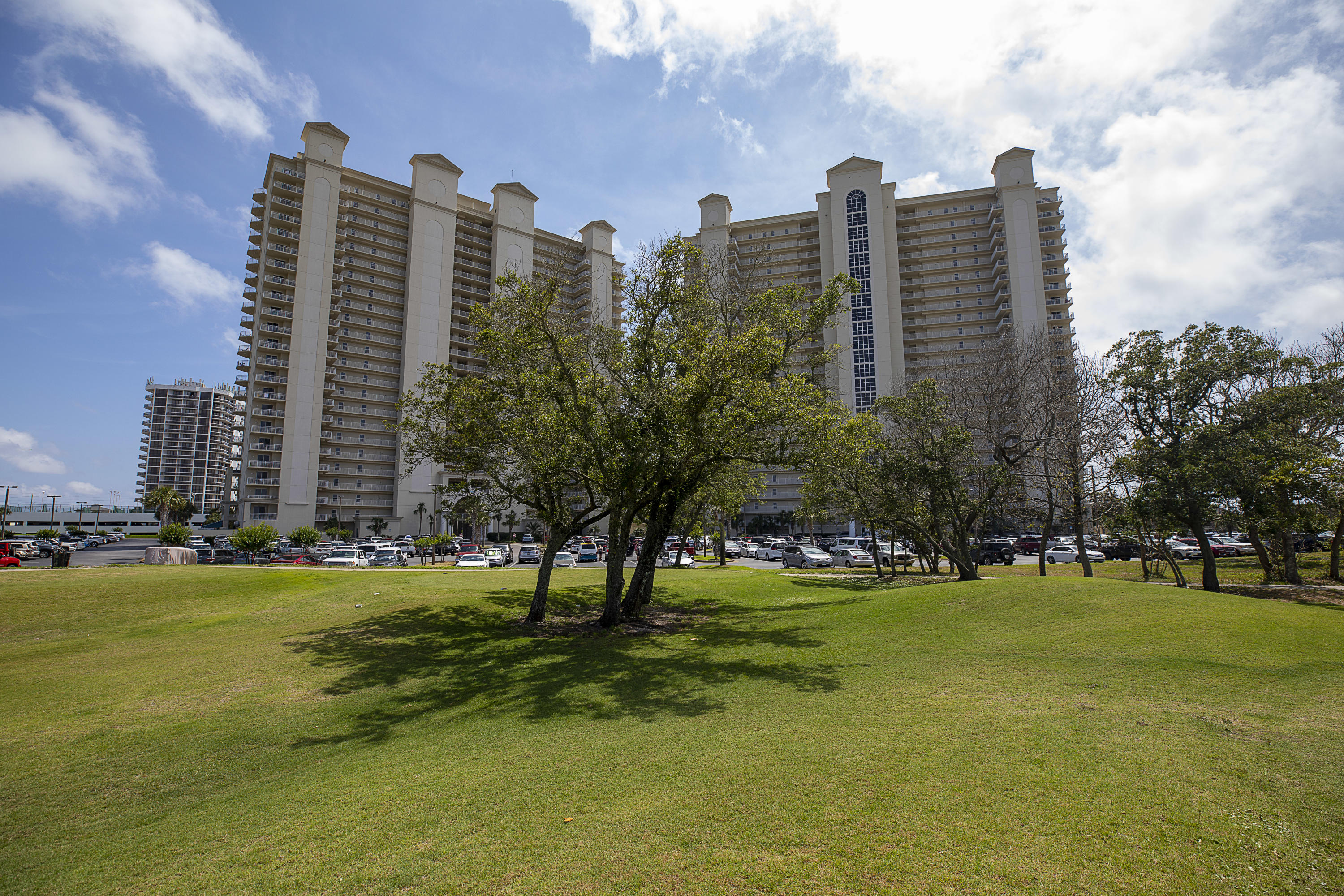 ARIEL DUNES - Residential