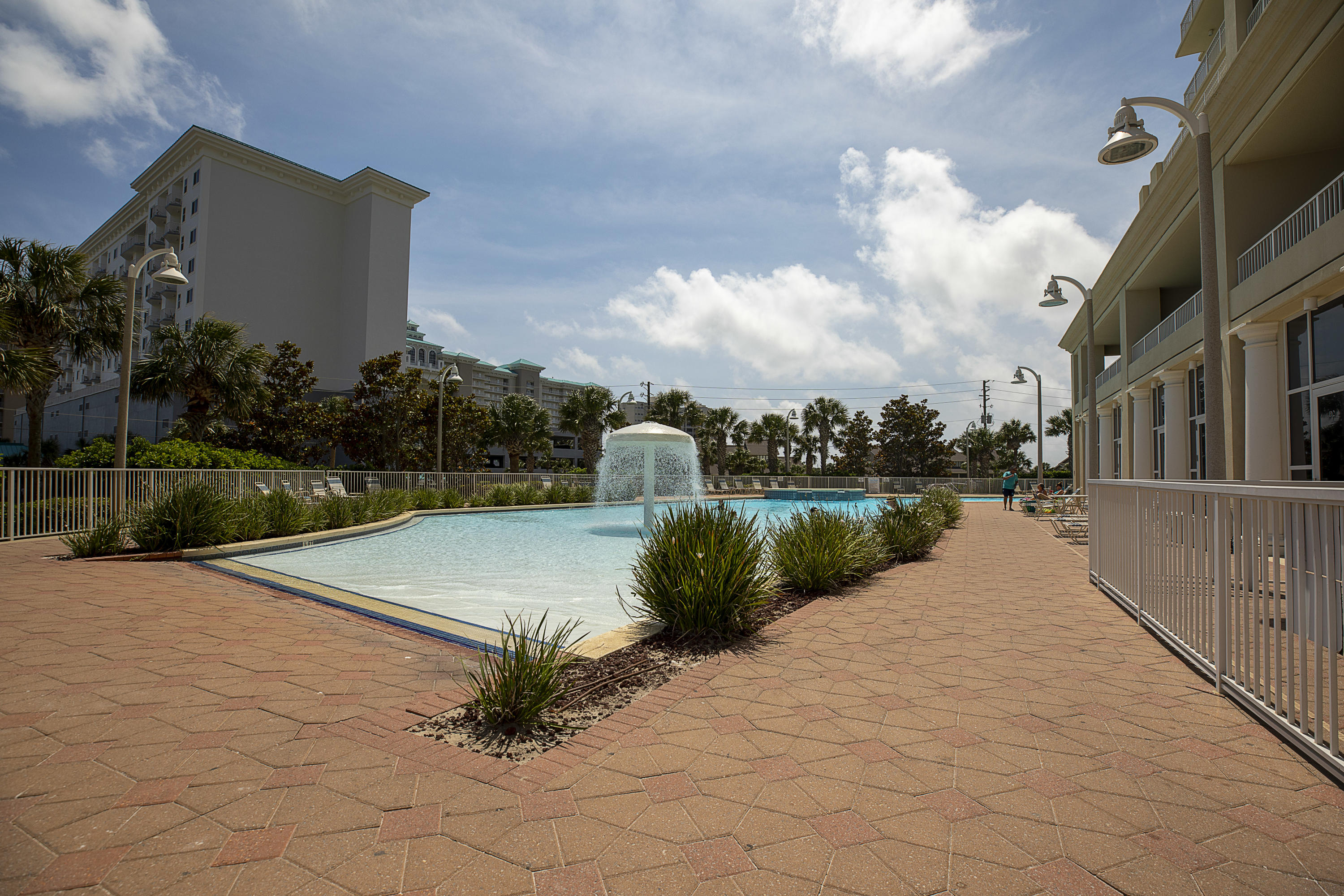 ARIEL DUNES - Residential