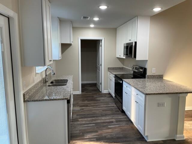 SOUTHERN OAKS - Residential