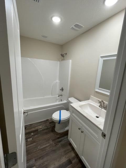 SOUTHERN OAKS - Residential