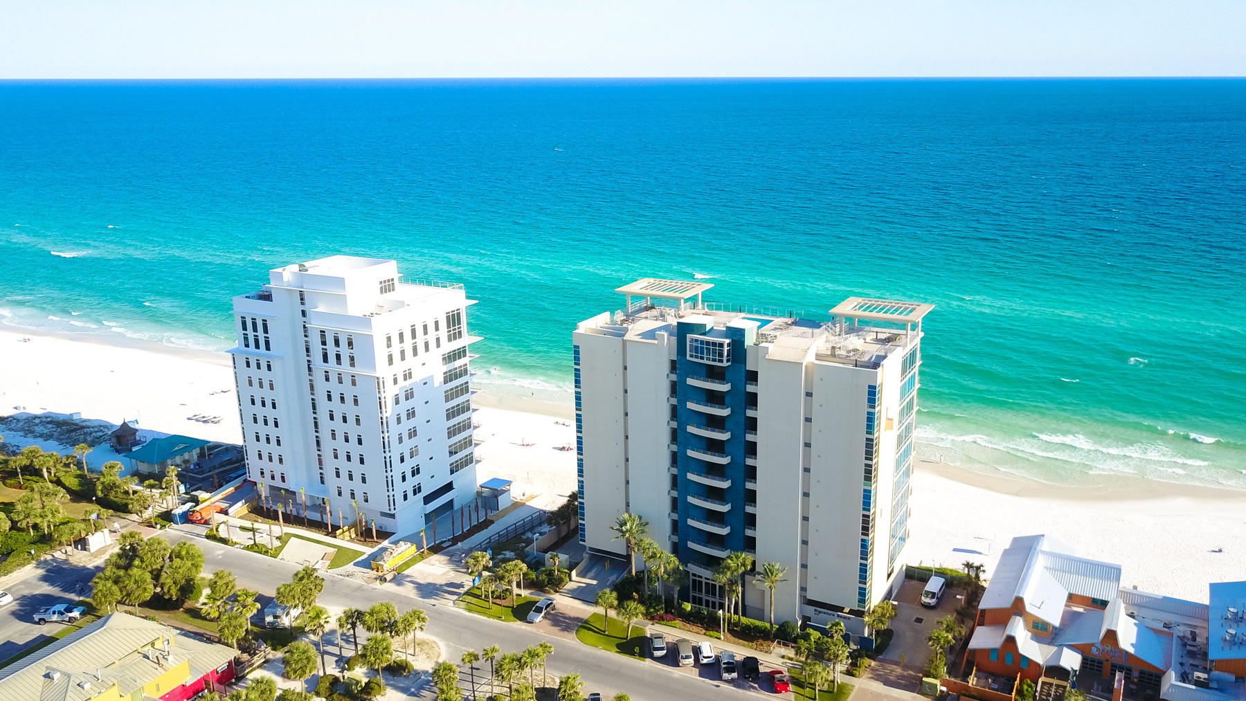 SIGNATURE BEACH - Residential