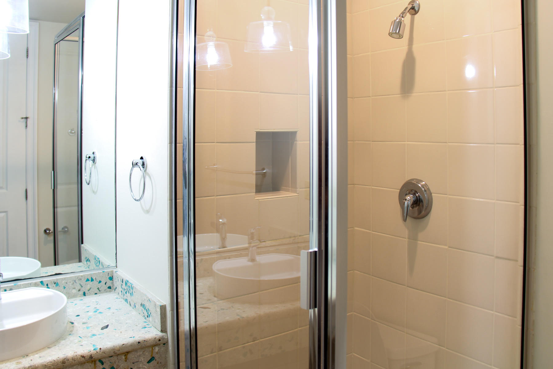 SIGNATURE BEACH - Residential