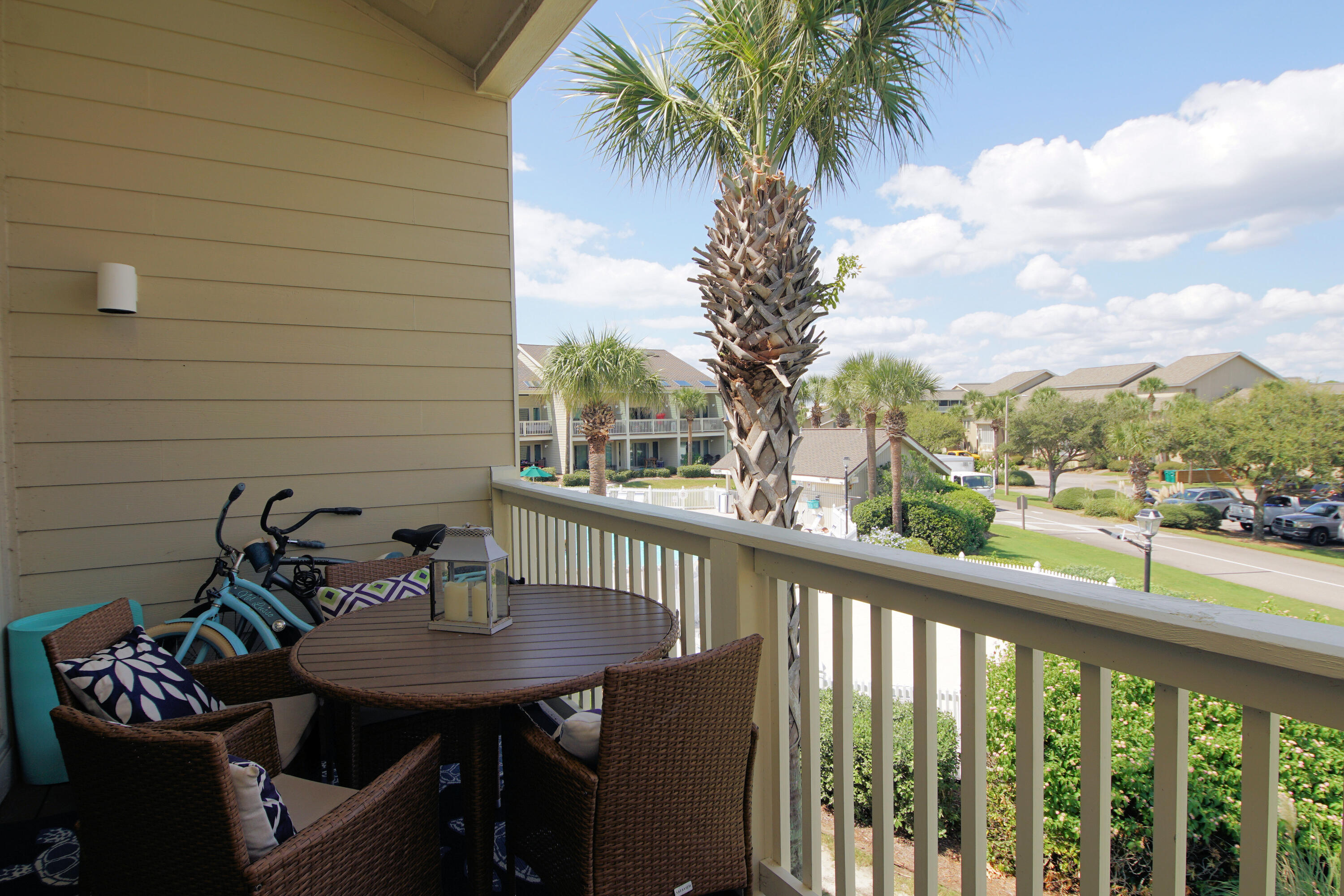 SEASCAPE CONDO PH 6A - Residential