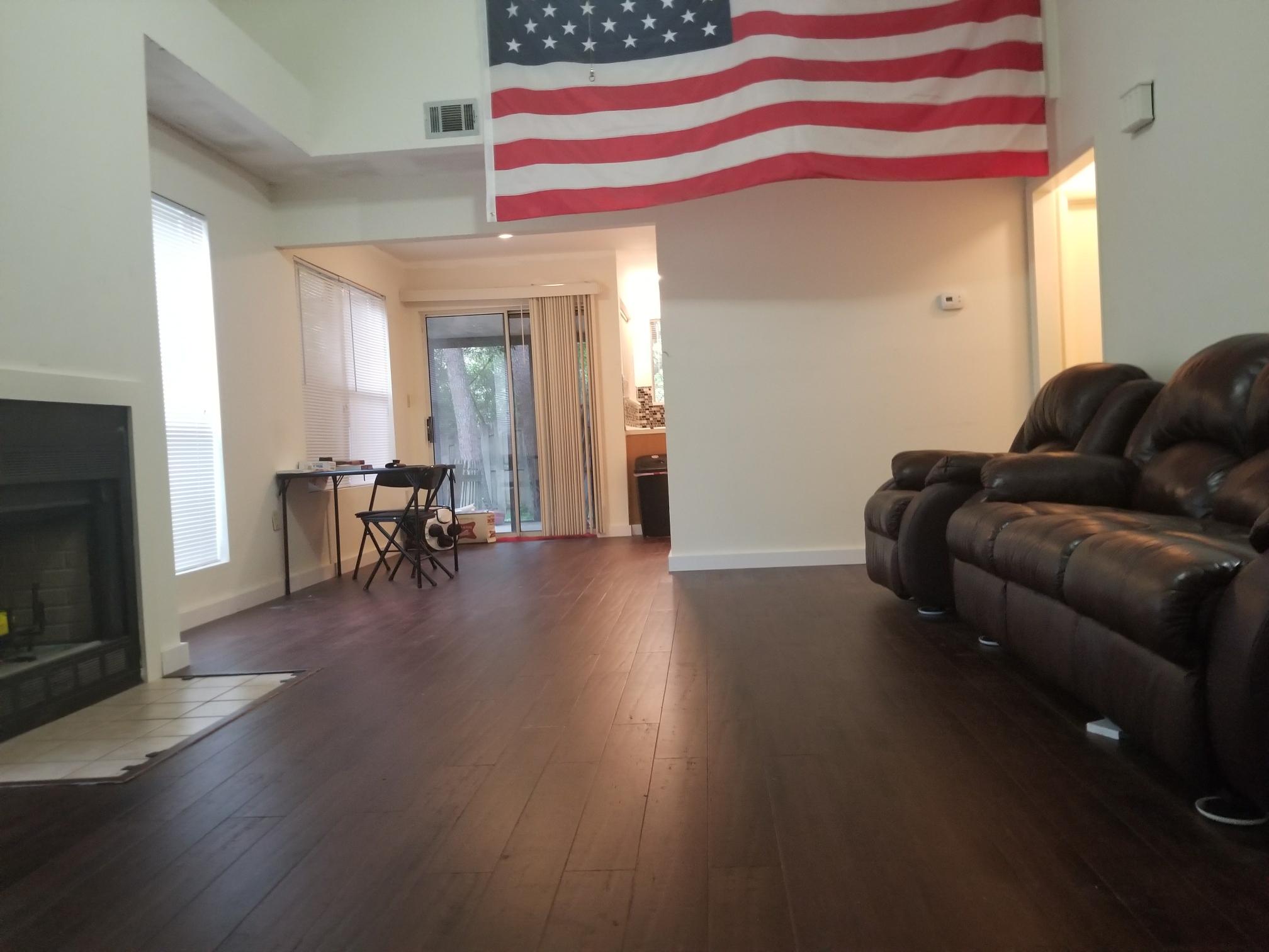 PARKWOOD CIR. - Residential Lease