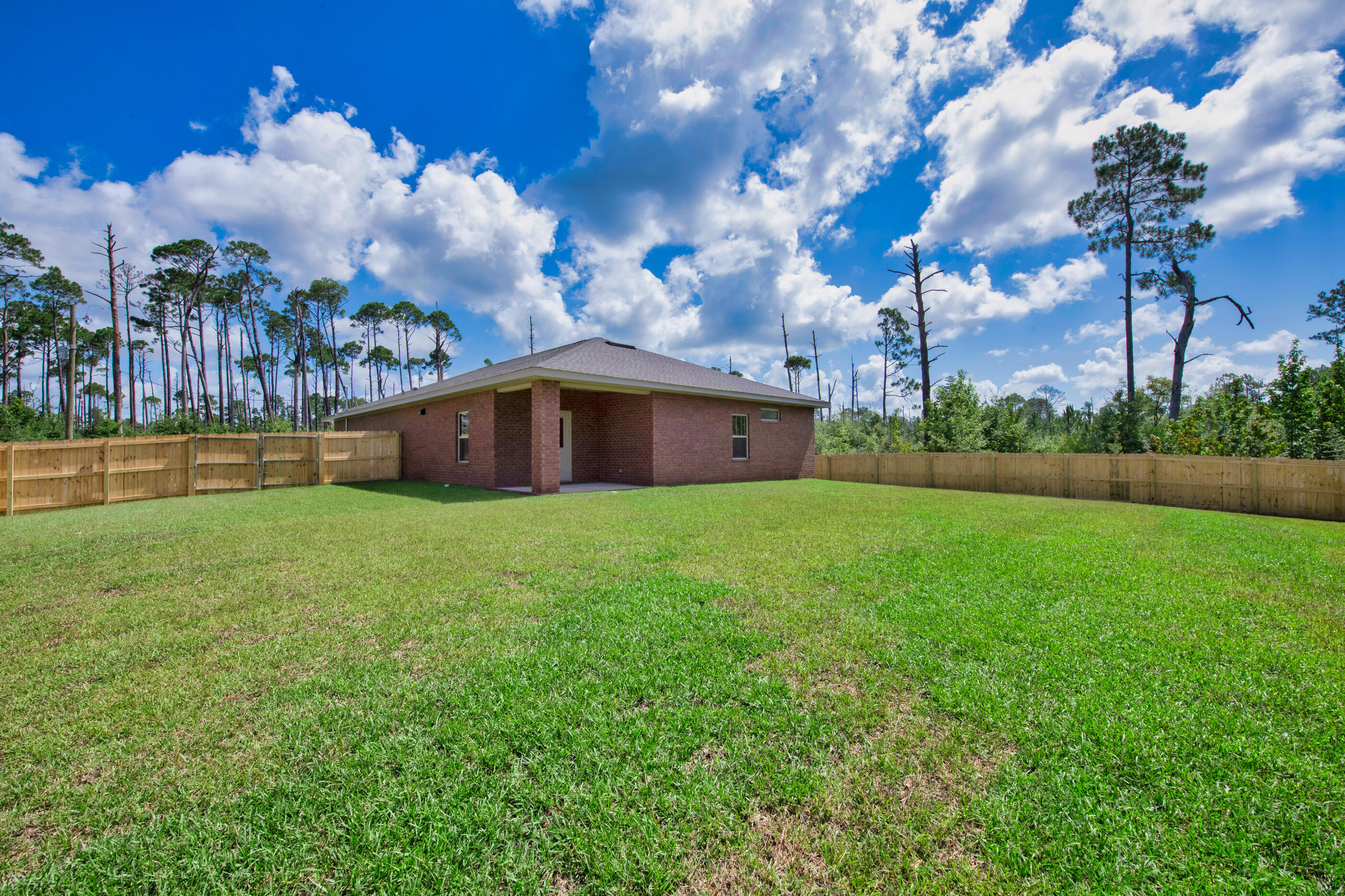 Rocky Shores - Residential