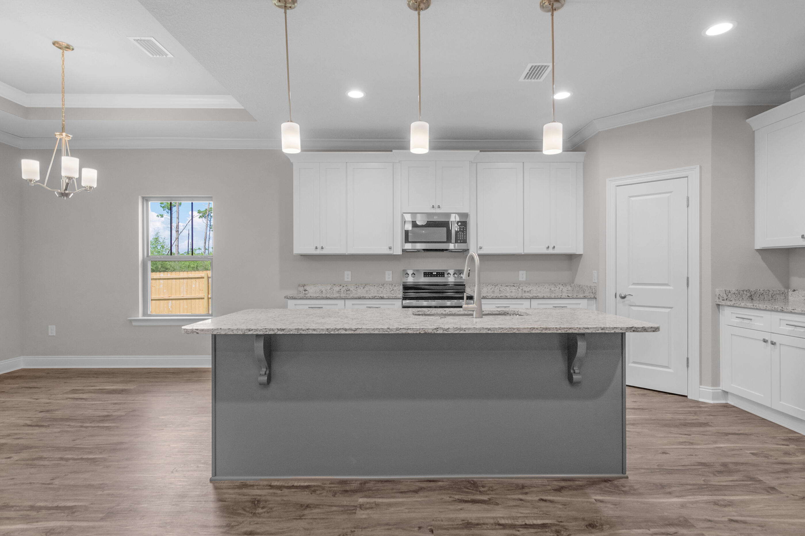 Rocky Shores - Residential