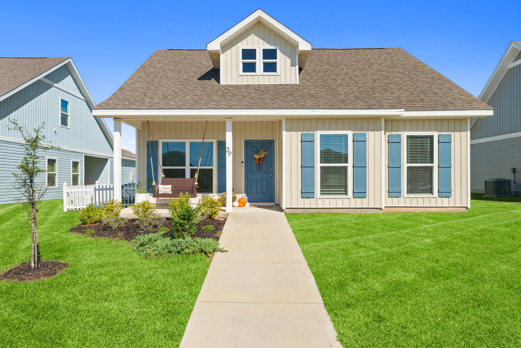 OWL'S HEAD - Residential Lease