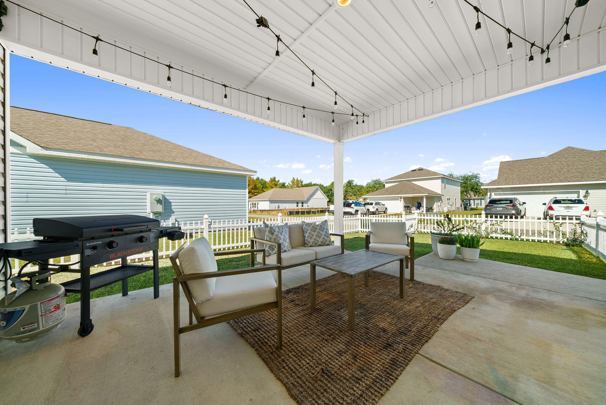 OWL'S HEAD - Residential Lease