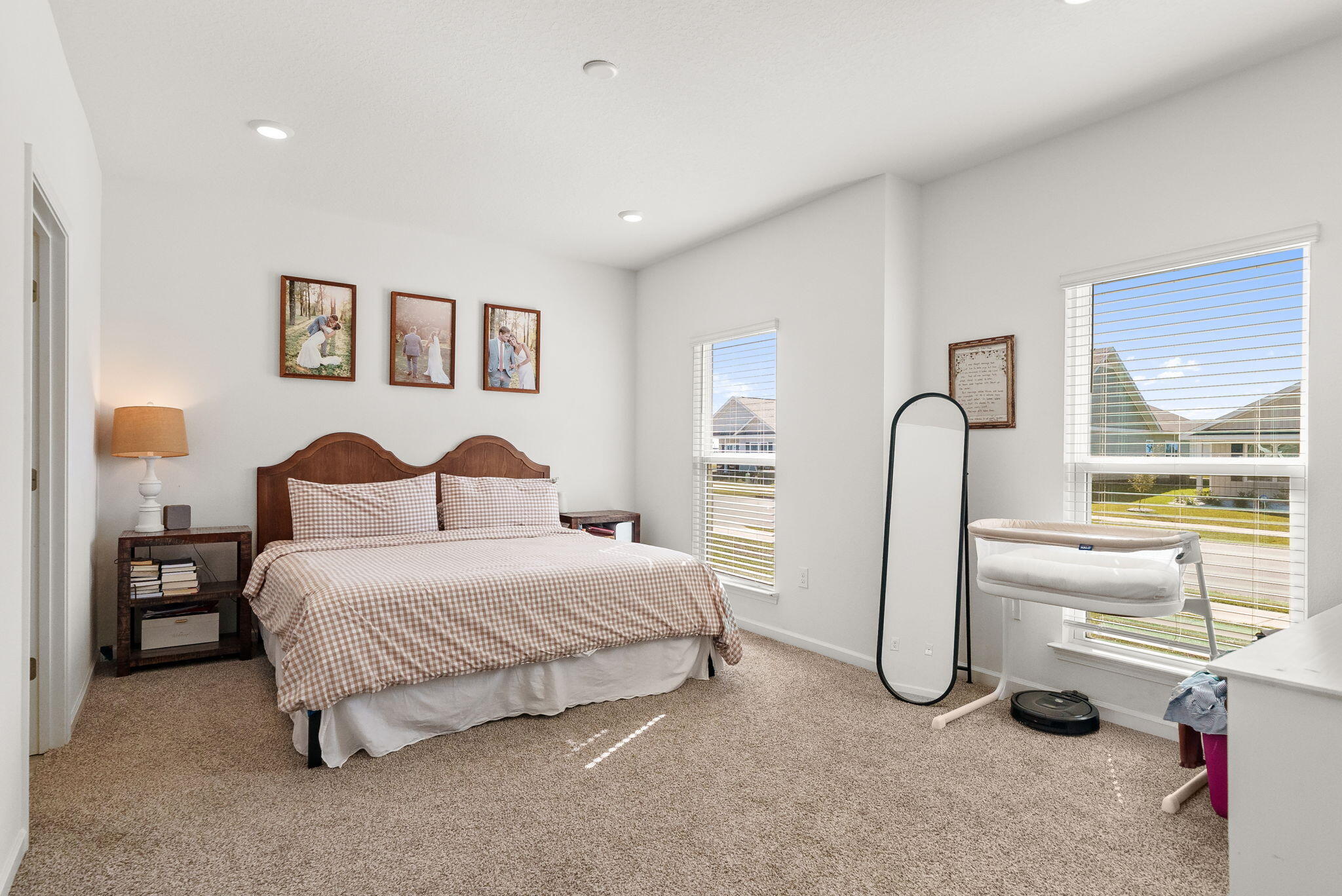 OWL'S HEAD - Residential Lease