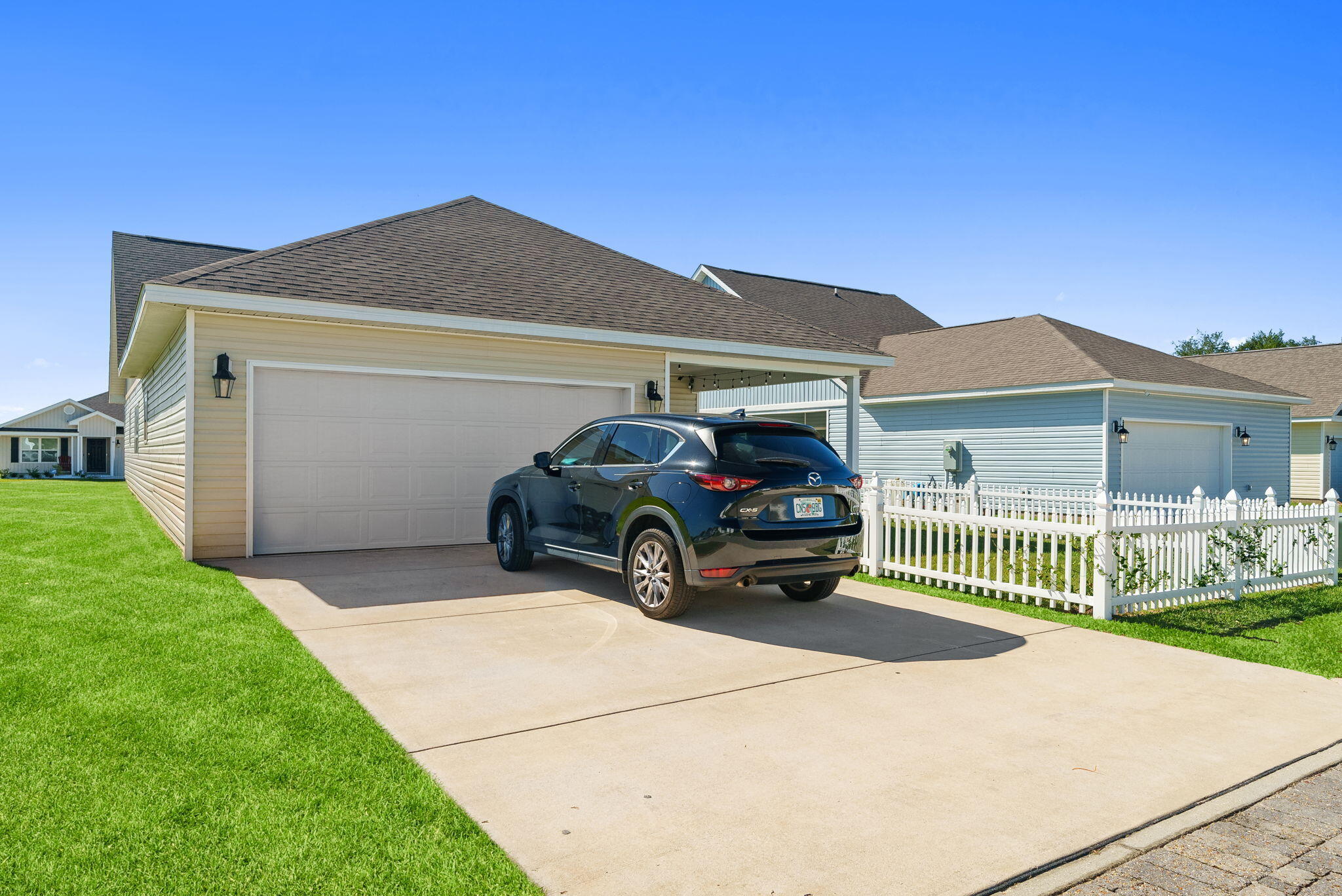 OWL'S HEAD - Residential Lease