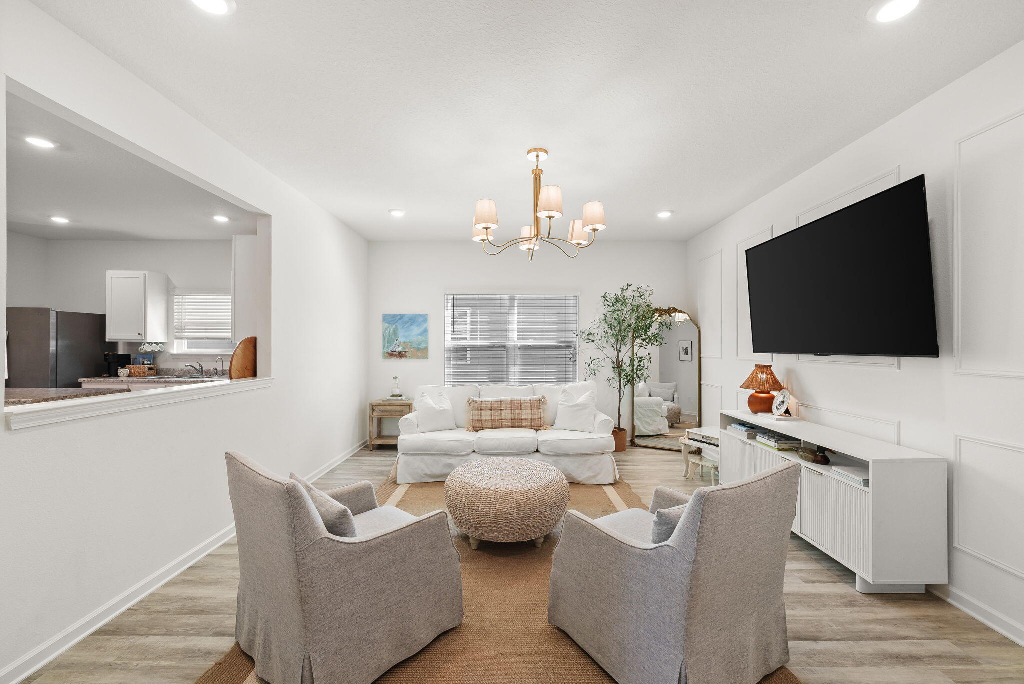 OWL'S HEAD - Residential Lease