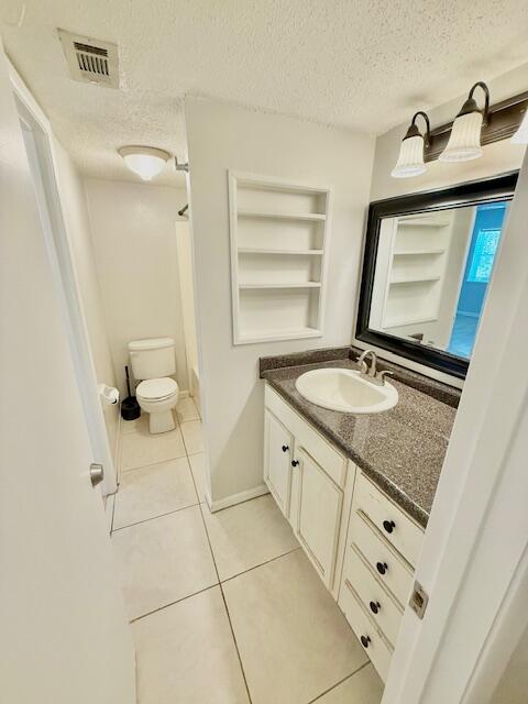 CEDARS CONDO - Residential Lease