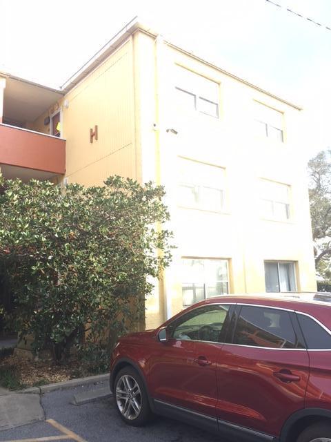 CEDARS CONDO - Residential Lease