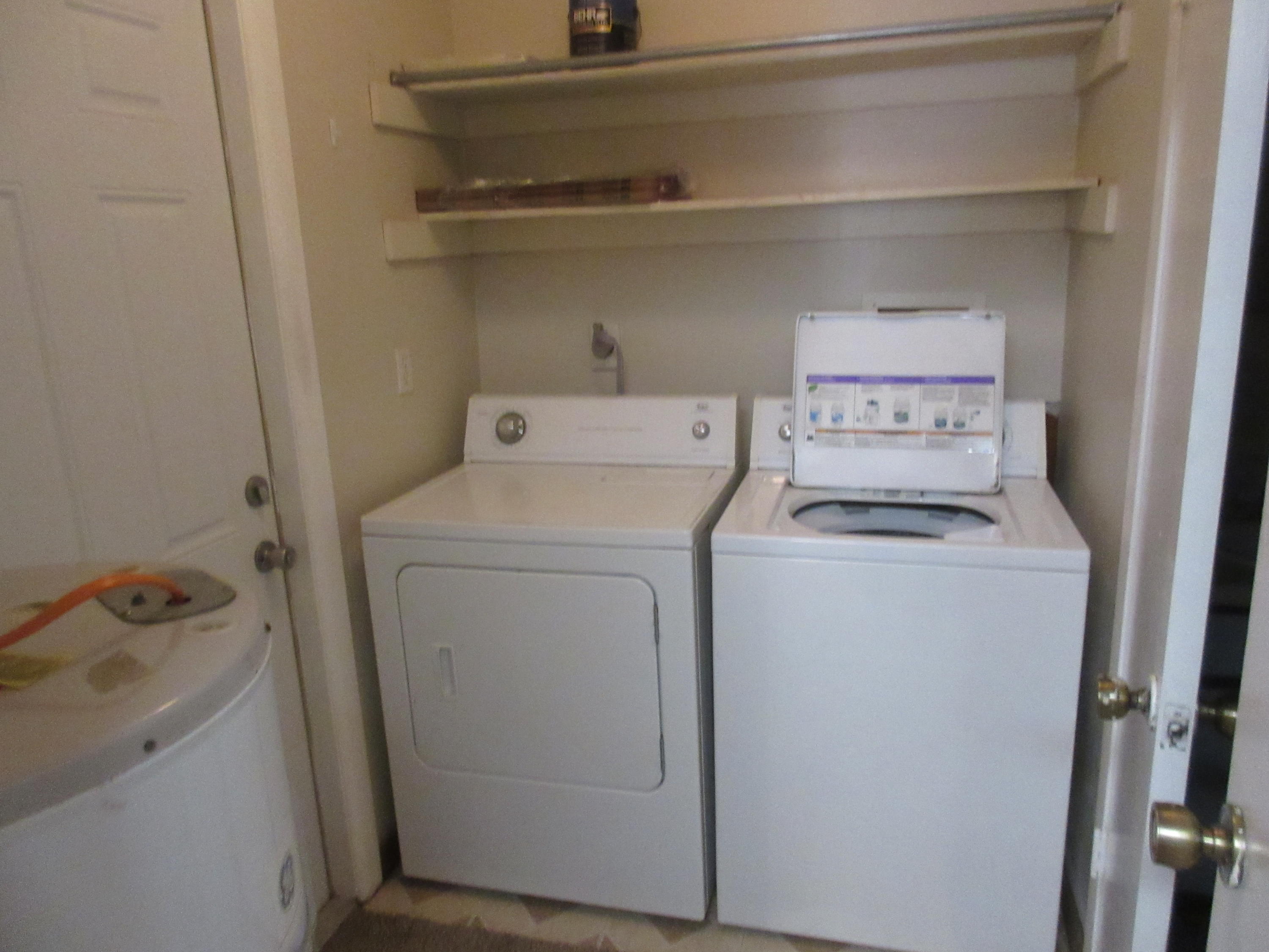 INDIAN HILLS - Residential Lease