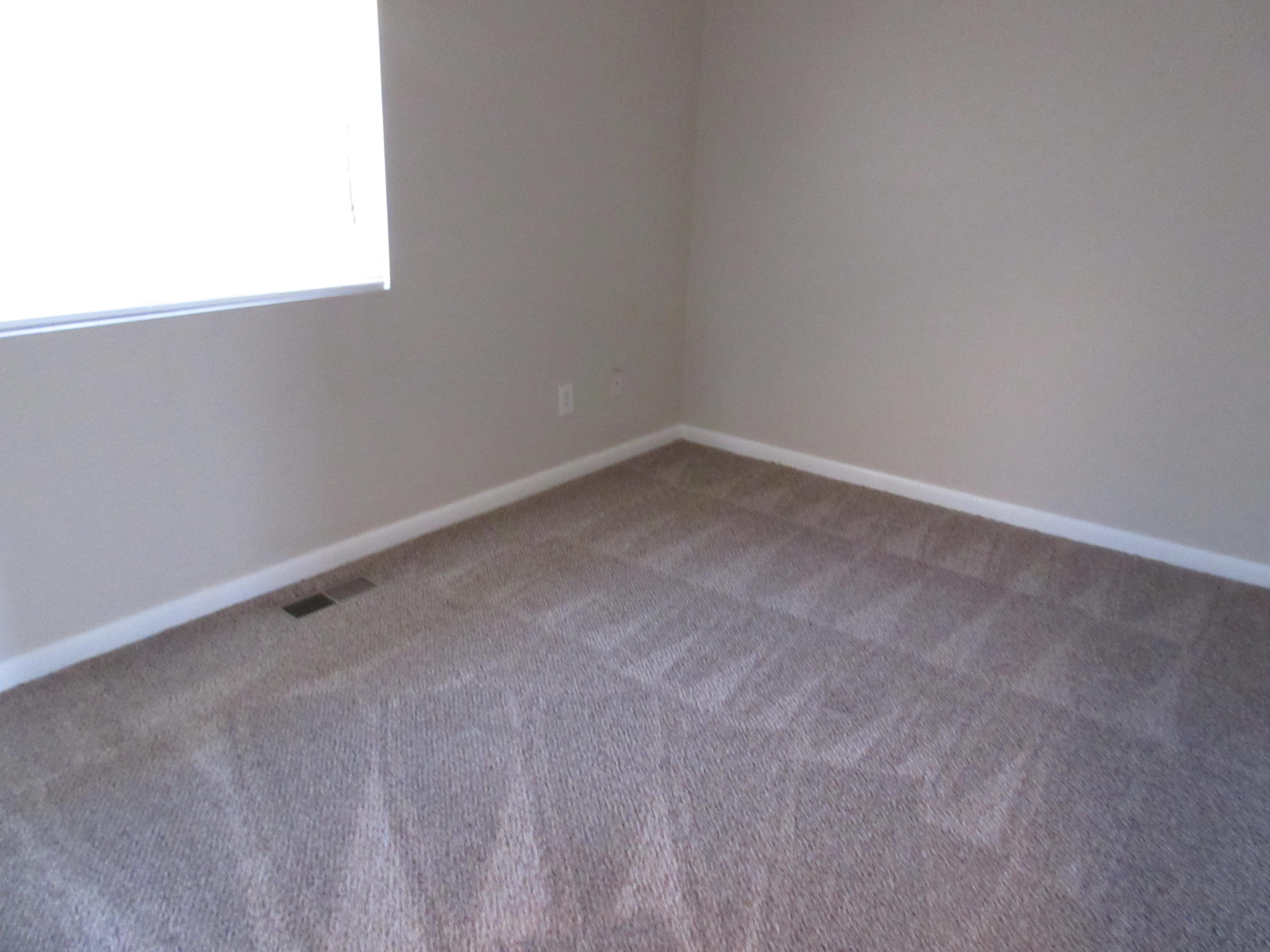 INDIAN HILLS - Residential Lease