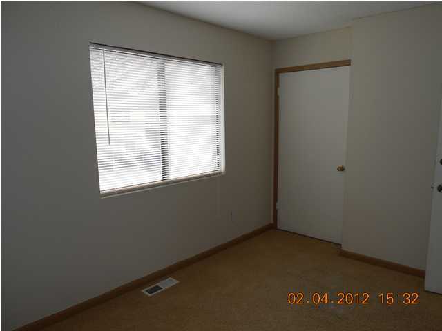 INDIAN HILLS - Residential Lease