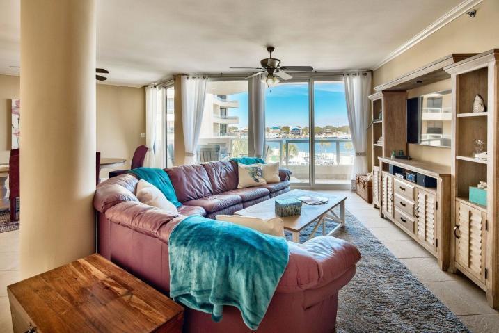 EAST PASS TOWERS CONDO PH 2 - Residential