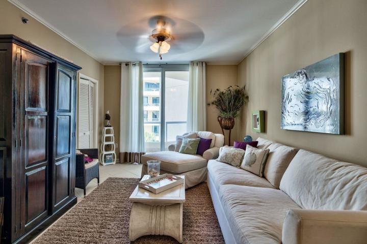 EAST PASS TOWERS CONDO PH 2 - Residential