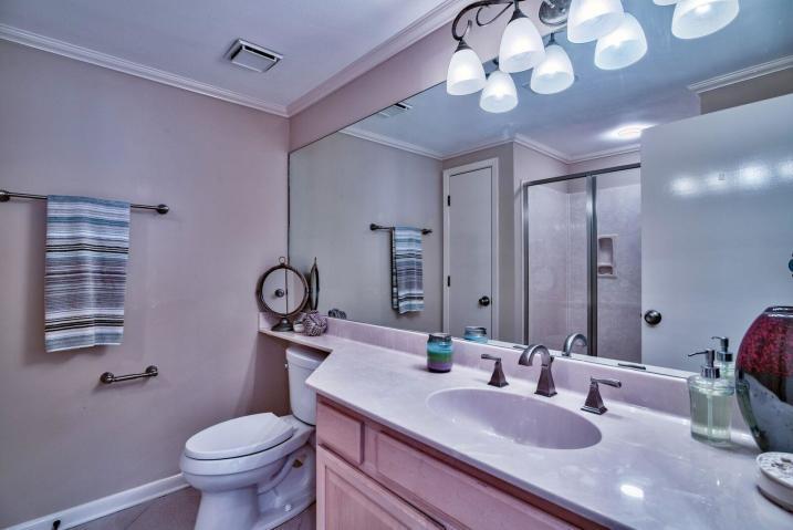 EAST PASS TOWERS CONDO PH 2 - Residential