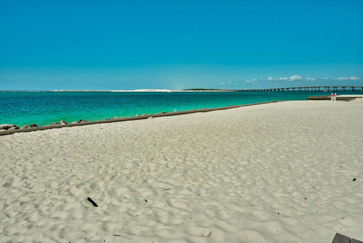 EAST PASS TOWERS CONDO PH 2 - Residential