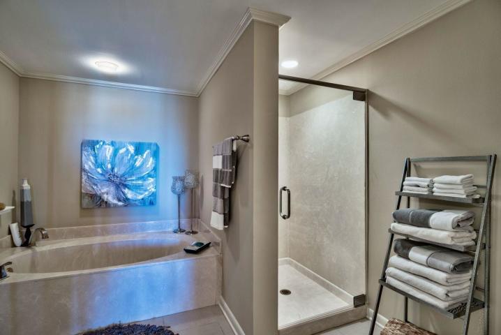 EAST PASS TOWERS CONDO PH 2 - Residential