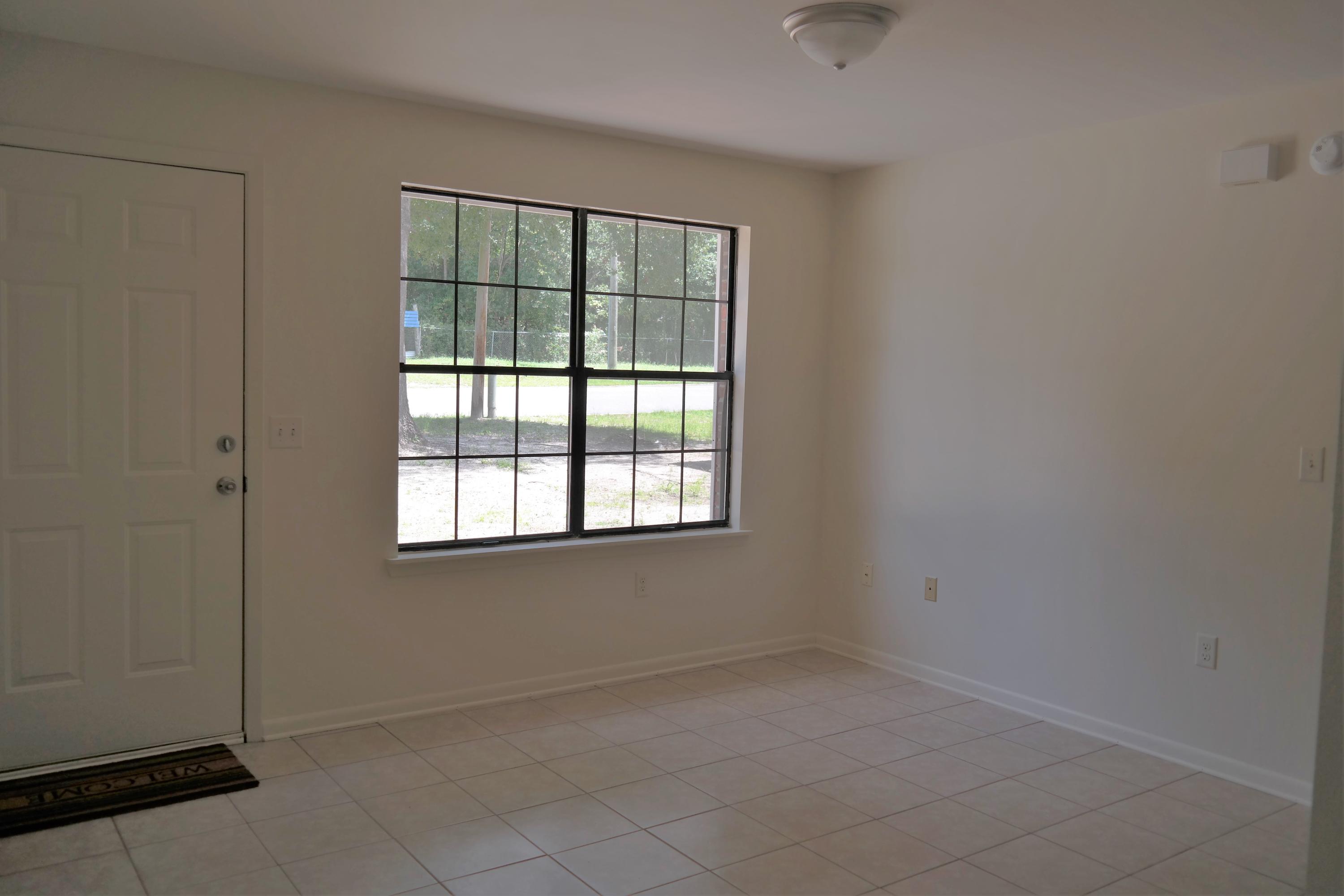 TOWN OF DEFUNIAK SPRINGS - Residential